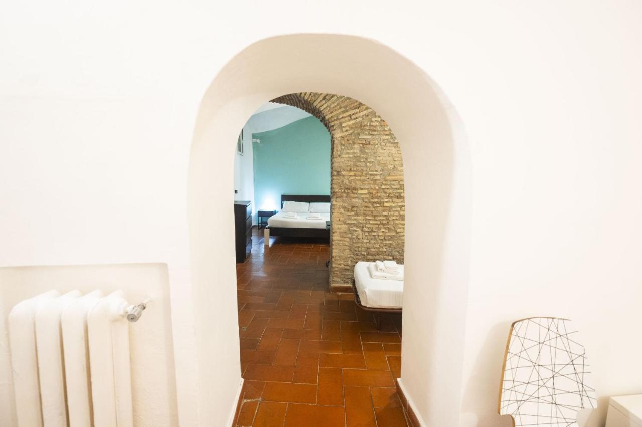 Campo De Fiori Grotto Apartment Rom